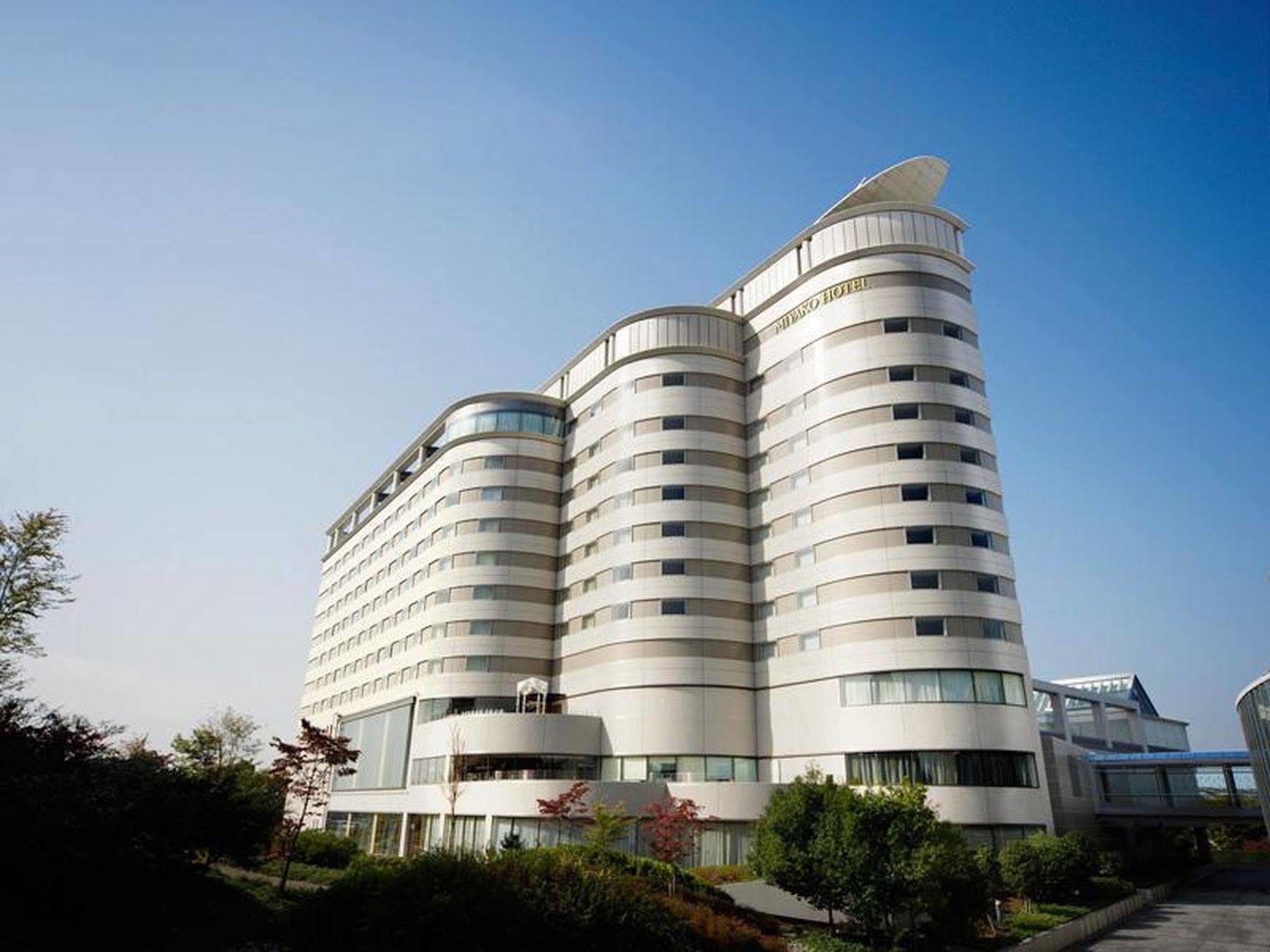 Miyako Hotel Gifu Nagaragawa Экстерьер фото The University Hospital of South Manchester
